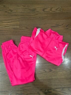 Girls Bright Pink Sweater & Jogger Set Size M (8-10) Cozy Matching Outfit